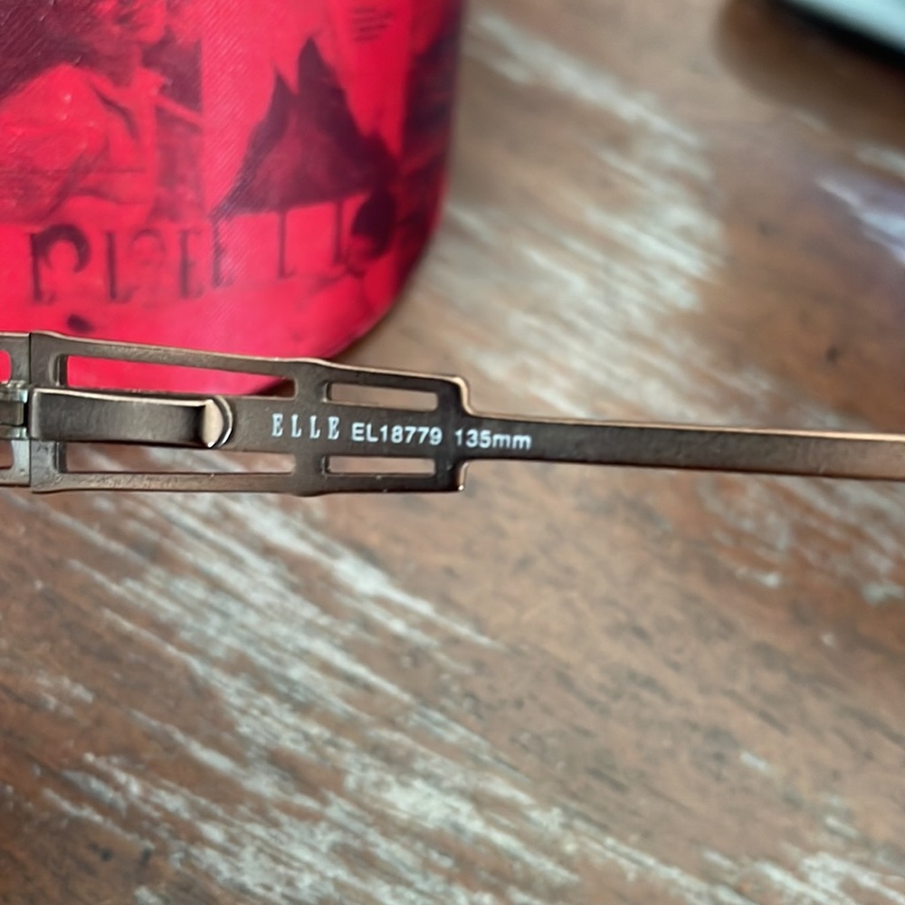 Elle El18779 Brown And Bronze Wire Half Rim Eyeglasses With Red Design Elle Case View 5